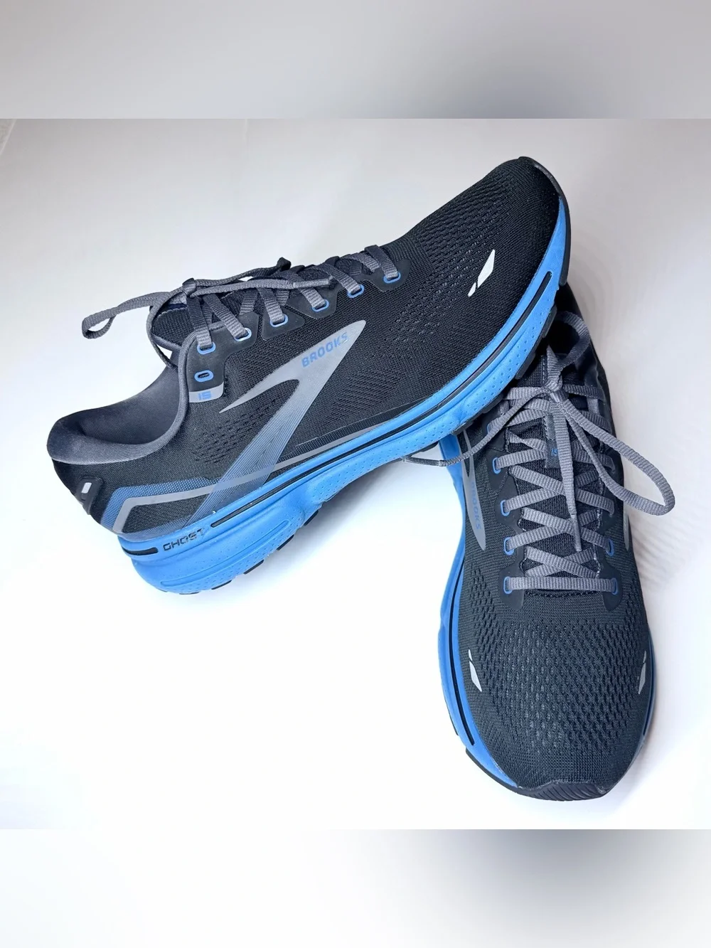 Brooks Ghost 15 Men’s Running Sneakers - Black/ Blue Size- 12.5
